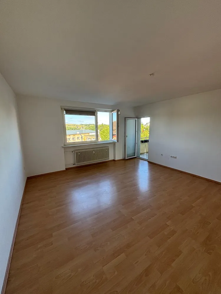 3 Zimmer Wohnung mit 76 m² in Hof – Bild 1
