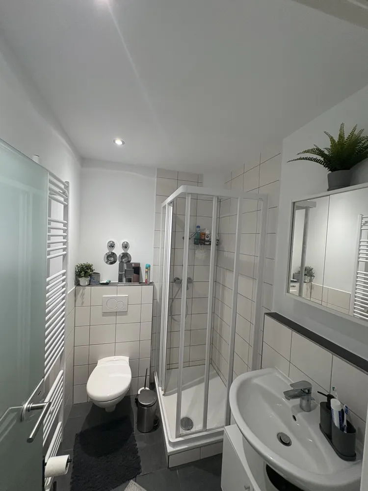 1 Zimmer Wohnung mit 35 m² in Köln – Bild 2