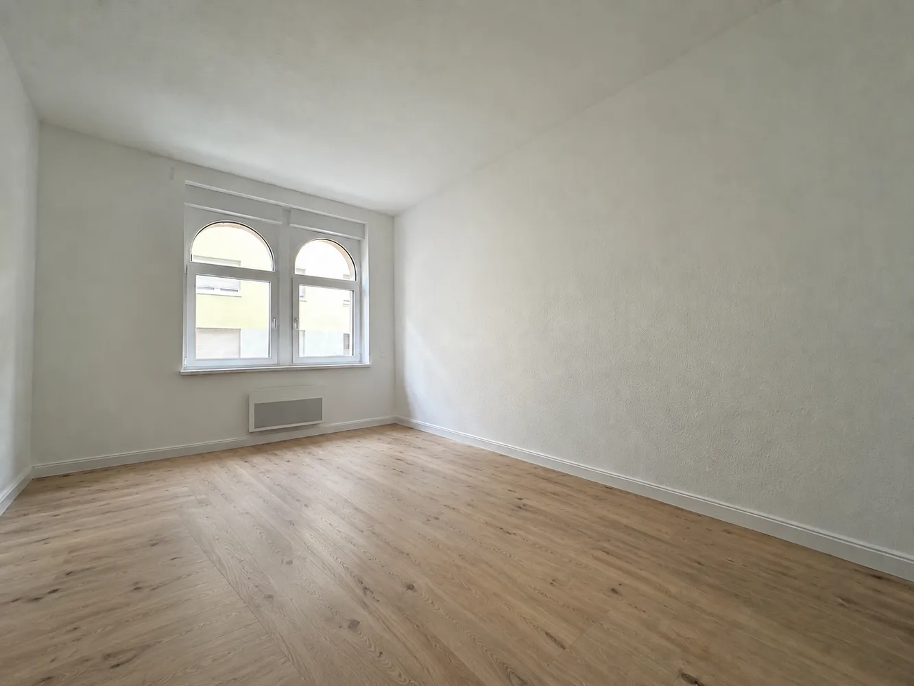 3 Zimmer Wohnung mit 75 m² in Karlsruhe – Bild 2