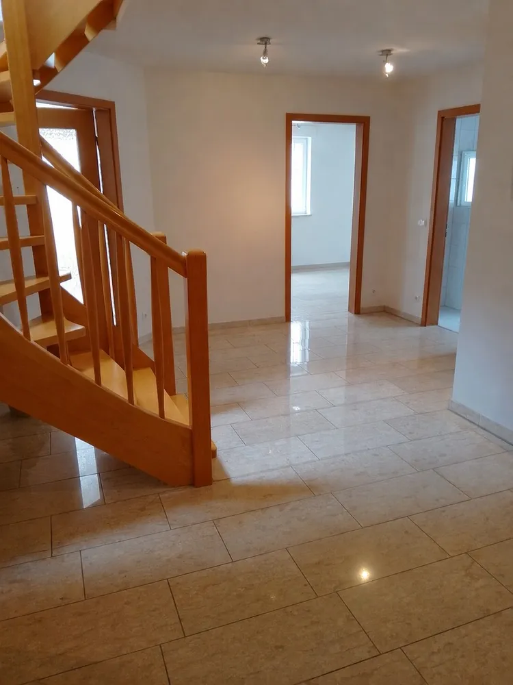 6 room apartment with 120 m² in Magdeburg – Photo 2