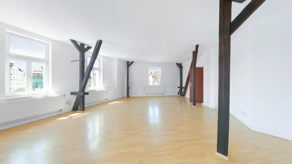 3 Zimmer Wohnung mit 96 m² in Halle (Saale) – Bild 2