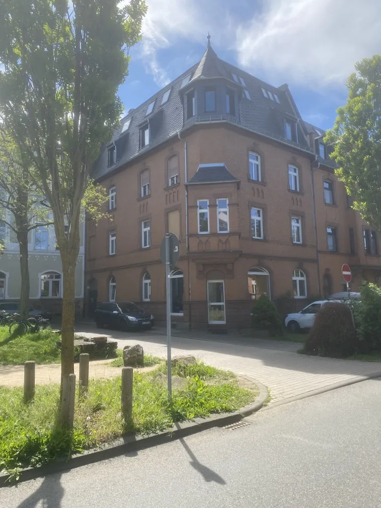 4 Zimmer Wohnung mit 102 m² in Wiesbaden – Bild 1