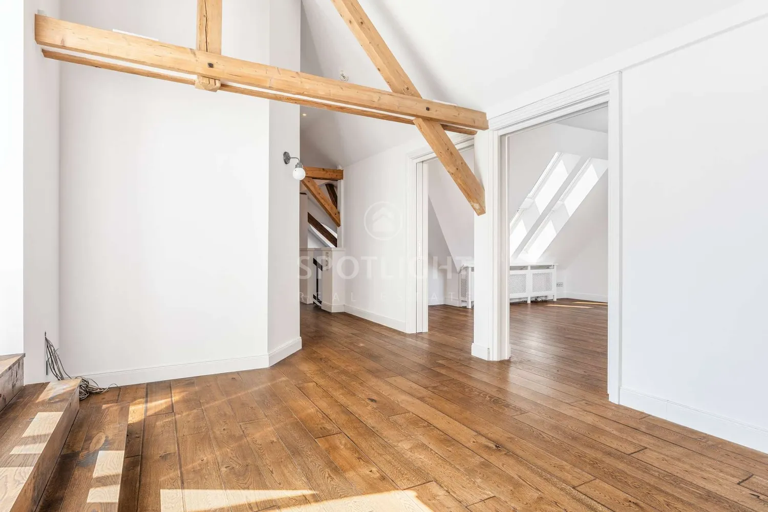 5 Zimmer Wohnung mit 230 m² in München – Bild 6
