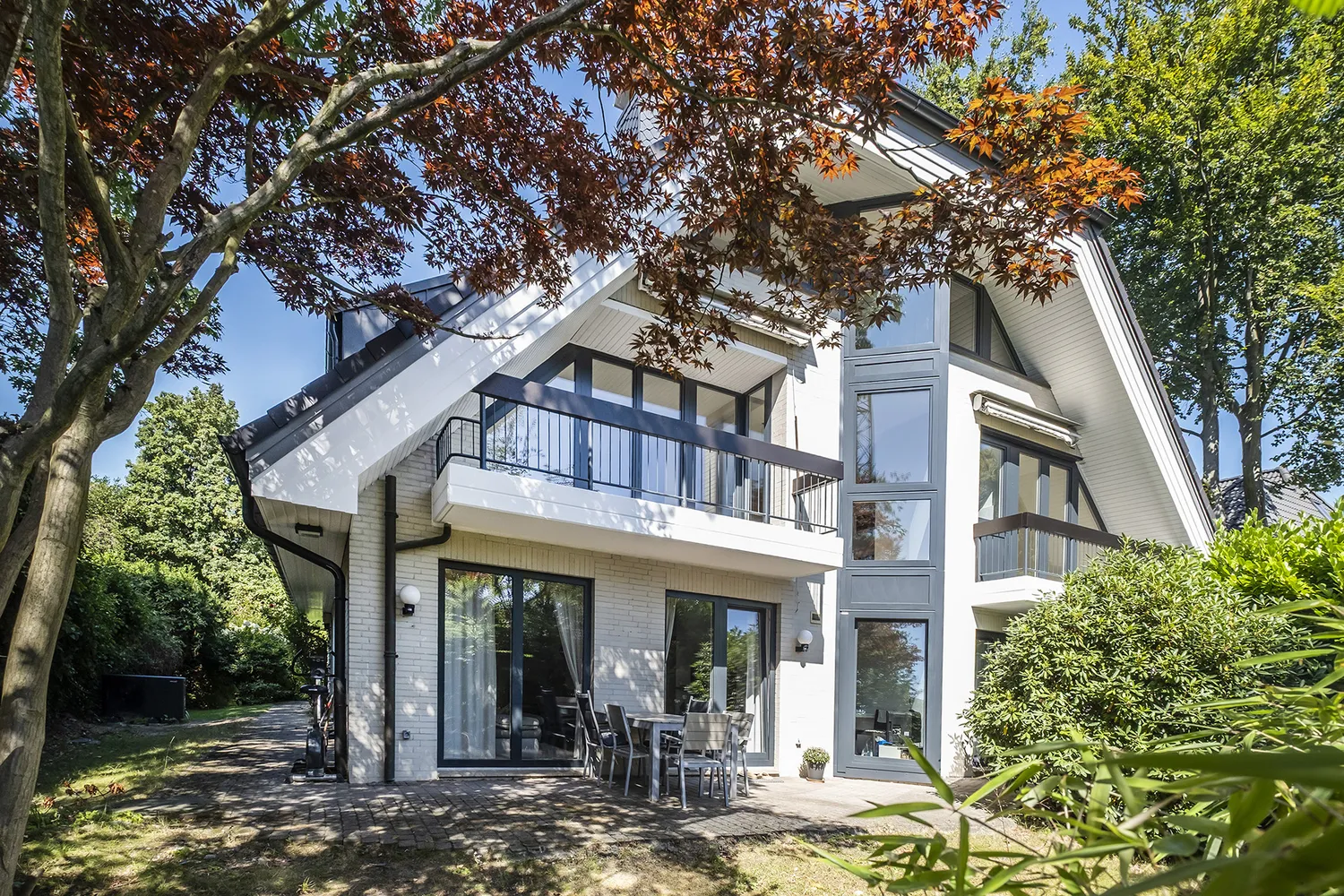 4 Zimmer Wohnung mit 97 m² in Hamburg – Bild 1