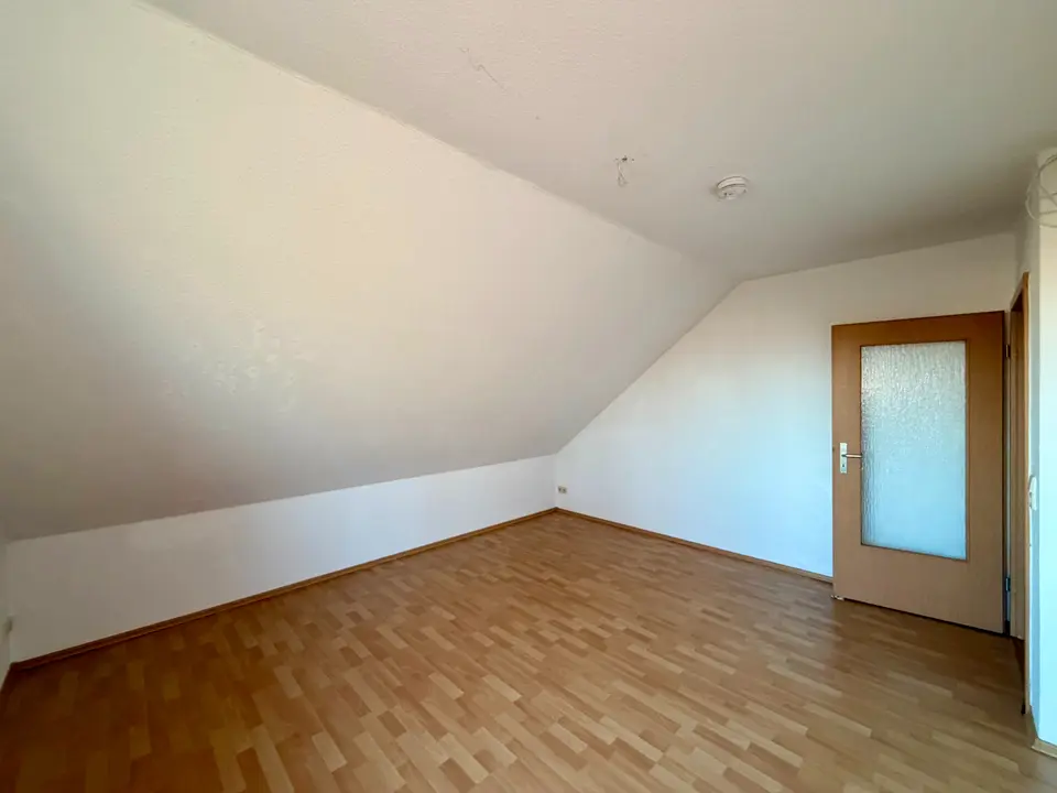 2 Zimmer Wohnung mit 60 m² in Weißenfels – Bild 8