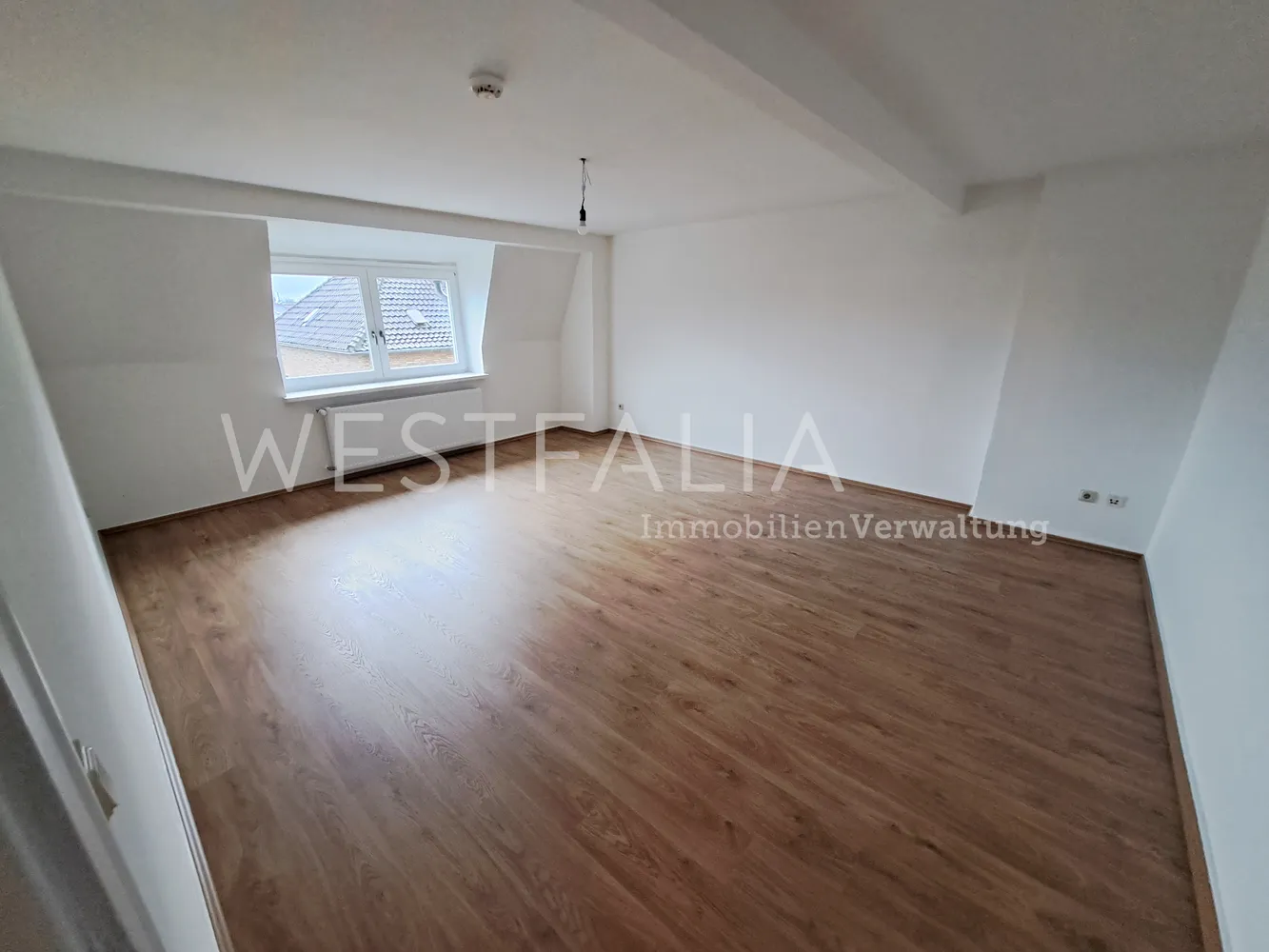 3 Zimmer Wohnung mit 120 m² in Duisburg – Bild 1