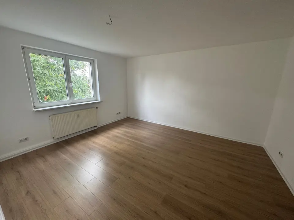 5 Zimmer Wohnung mit 98 m² in Borna – Bild 1