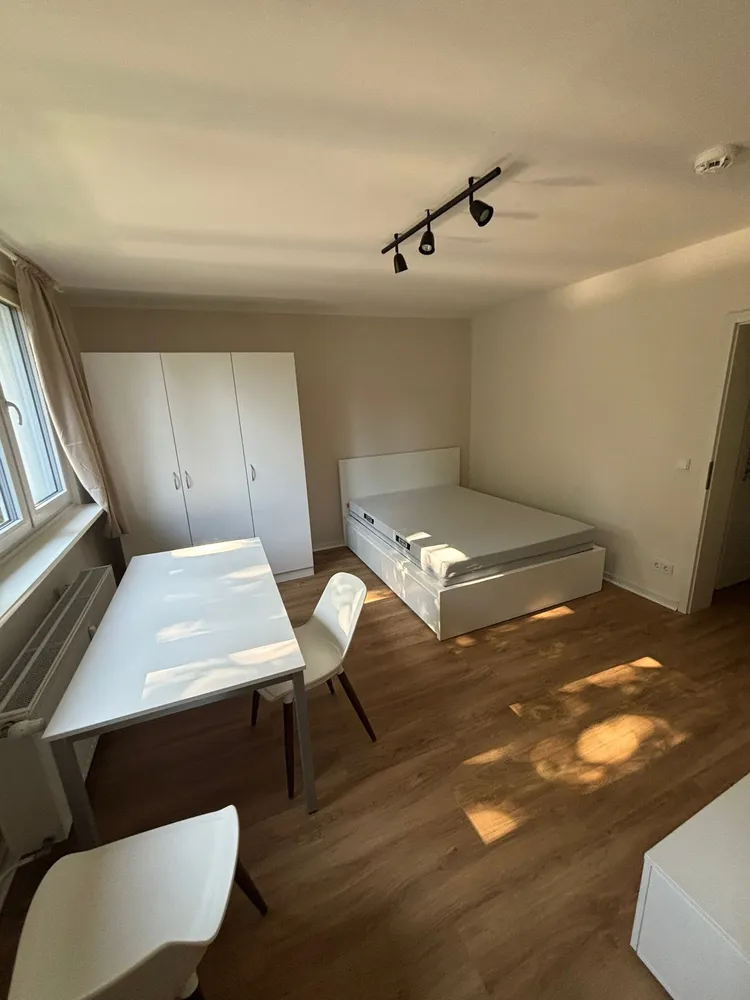 1 Zimmer Wohnung mit 30 m² in Hamburg – Bild 2