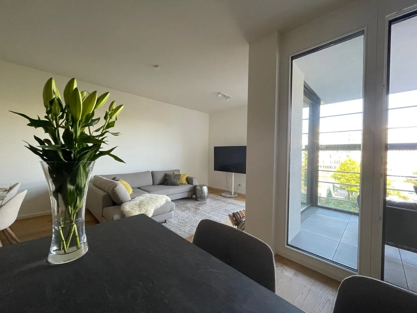 3 Zimmer Wohnung mit 98 m² in Berlin – Bild 2