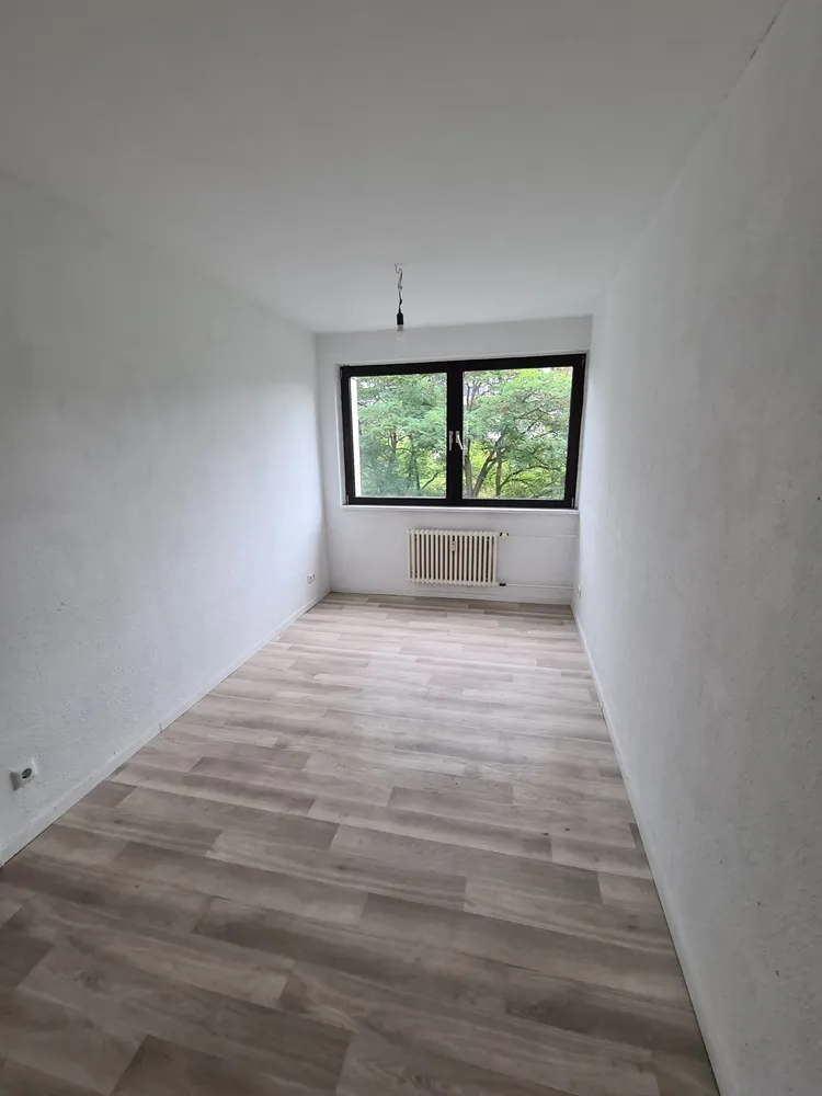 4 Zimmer Wohnung mit 99 m² in Berlin – Bild 4
