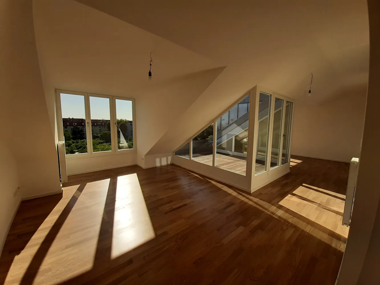 4 Zimmer Wohnung mit 131 m² in Berlin – Bild 2