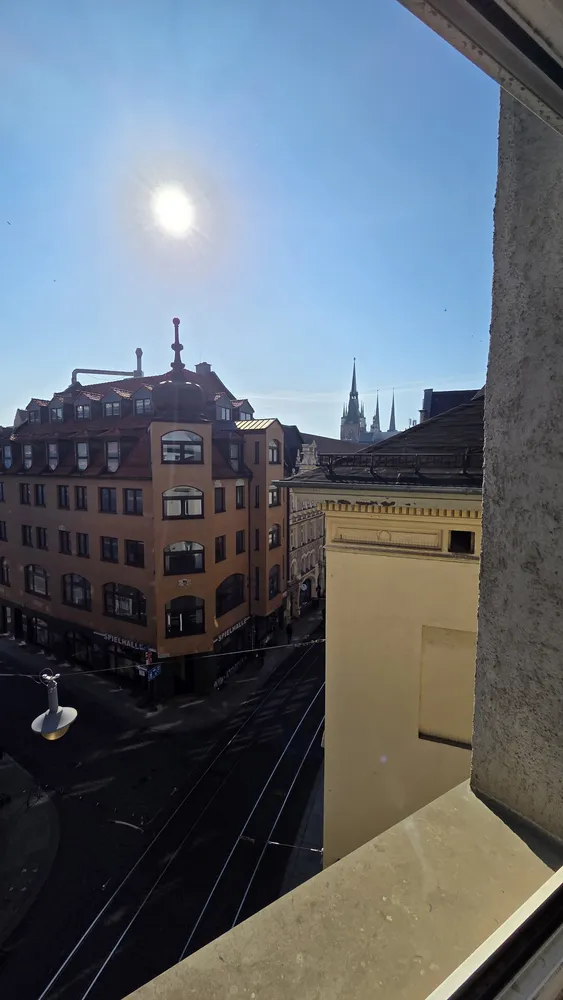 4 Zimmer Wohnung mit 130 m² in Halle (Saale) – Bild 1