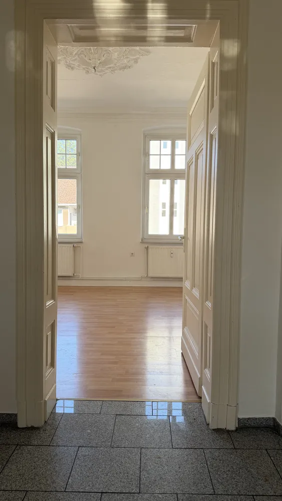 2 Zimmer Wohnung mit 75 m² in Duisburg – Bild 2