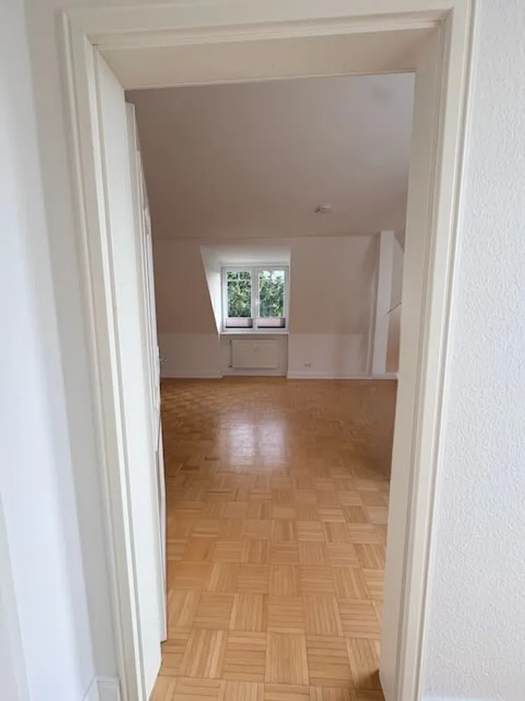 2 Zimmer Wohnung mit 64 m² in Hamburg – Bild 2