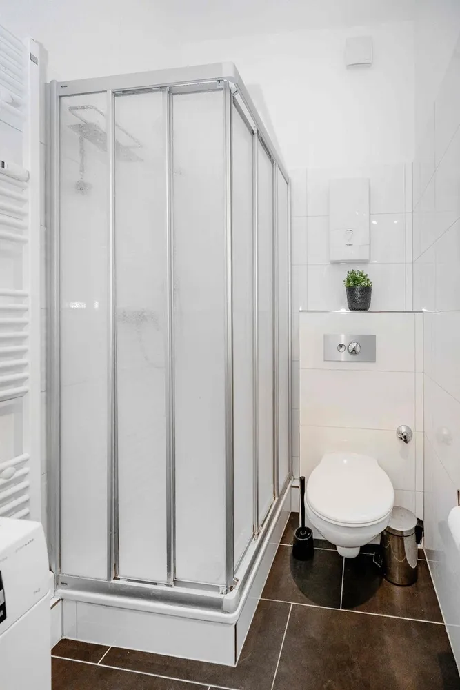 2 Zimmer Wohnung mit 78 m² in Düsseldorf – Bild 12