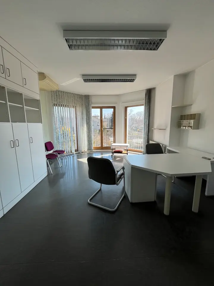 6 Zimmer Wohnung mit 227 m² in Potsdam – Bild 4