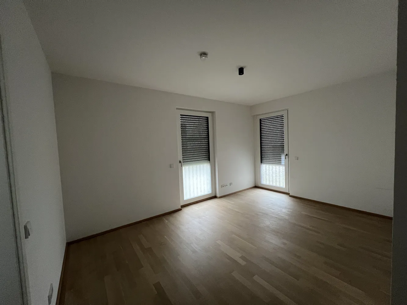 4 Zimmer Wohnung mit 116 m² in Wiesbaden – Bild 2