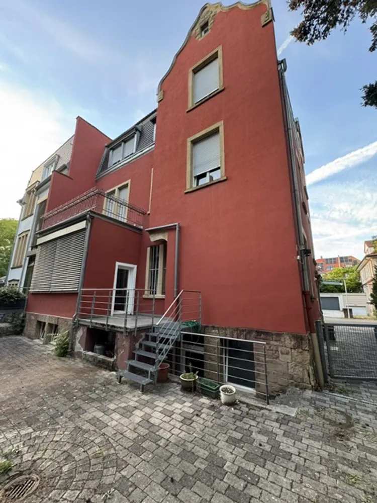 7 Zimmer Wohnung mit 260 m² in Karlsruhe – Bild 5