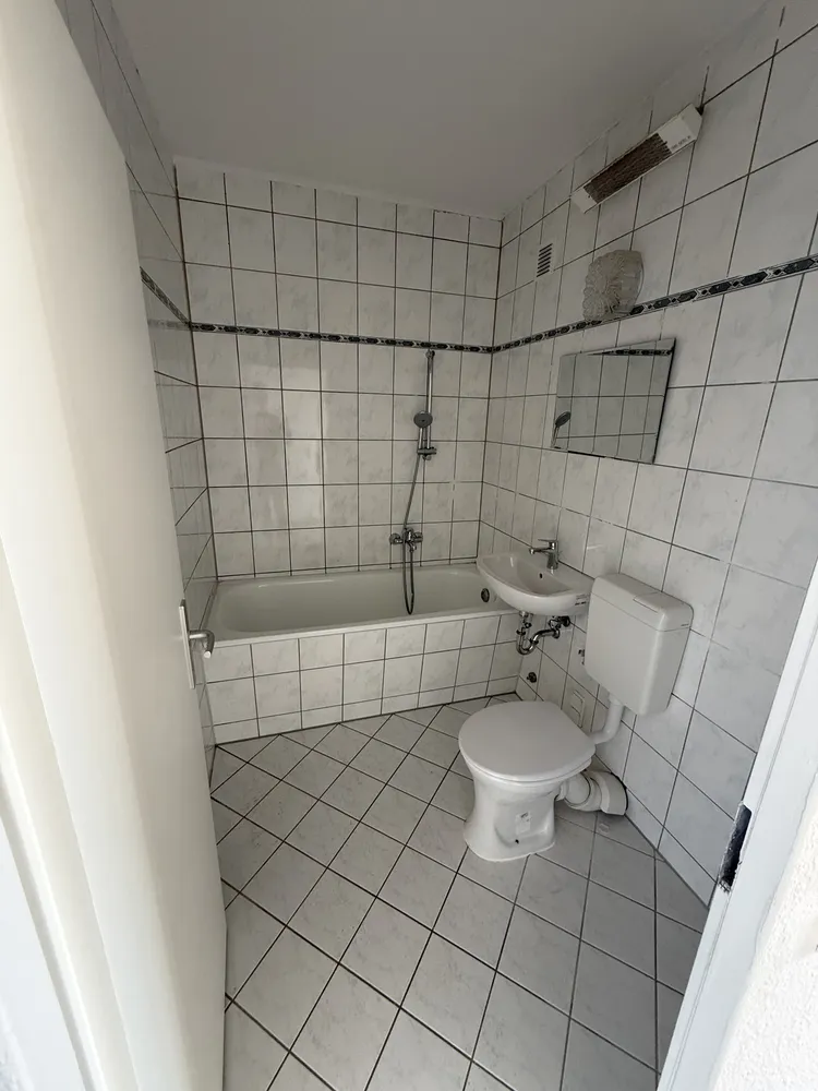 3 room apartment with 65 m² in Halle (Saale) – Photo 4