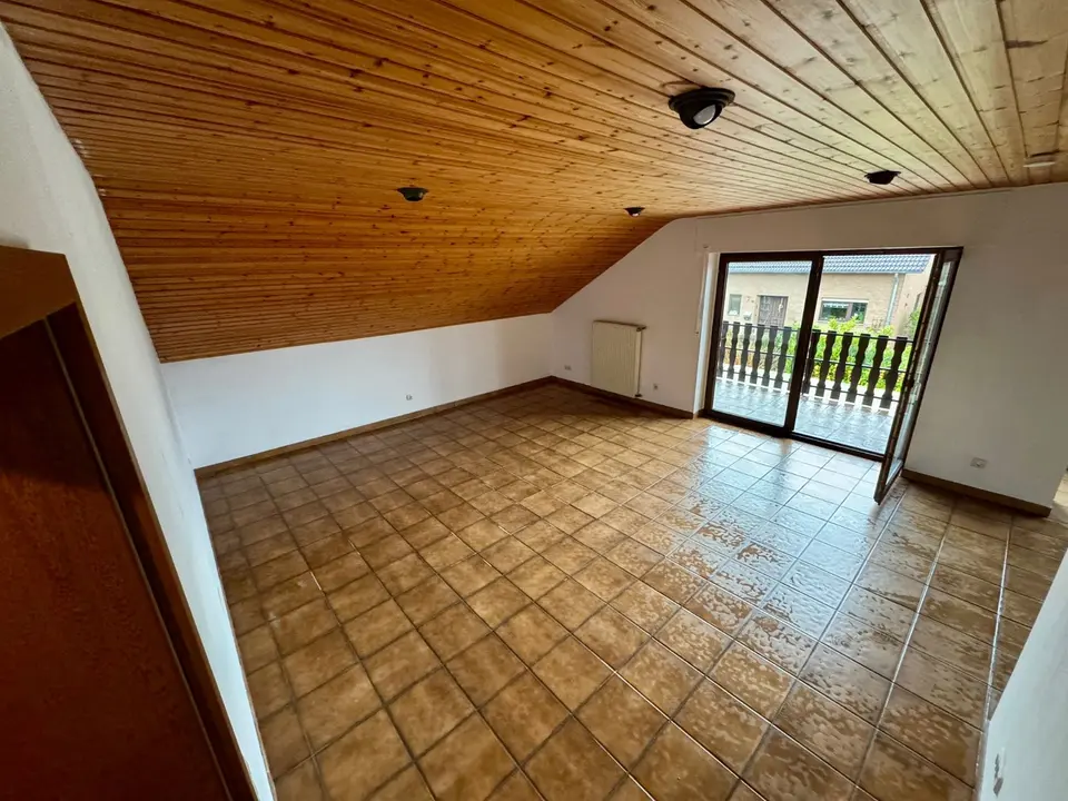 4 Zimmer Wohnung mit 95 m² in Düren – Bild 2