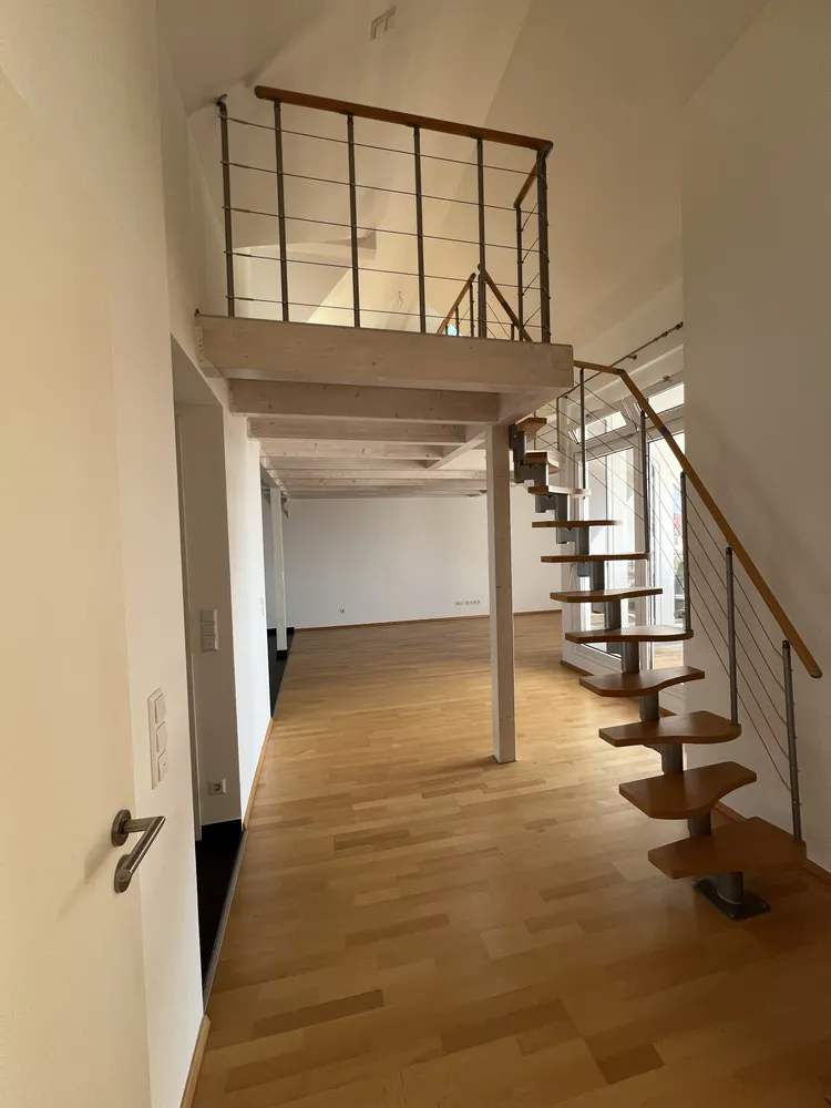 3 Zimmer Wohnung mit 110 m² in Karlsruhe – Bild 3