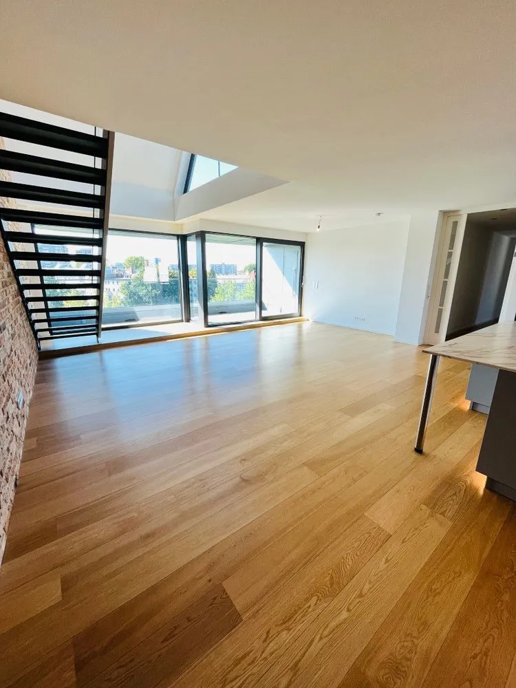 4 Zimmer Wohnung mit 210 m² in Berlin – Bild 4