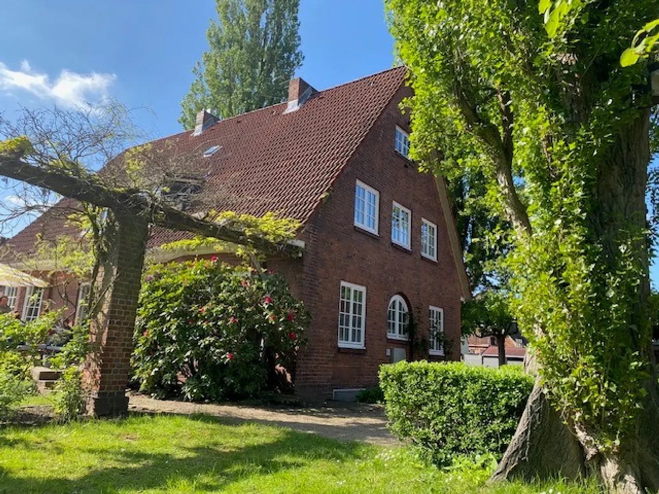 3 Zimmer Wohnung mit 100 m² in Hamburg – Bild 2