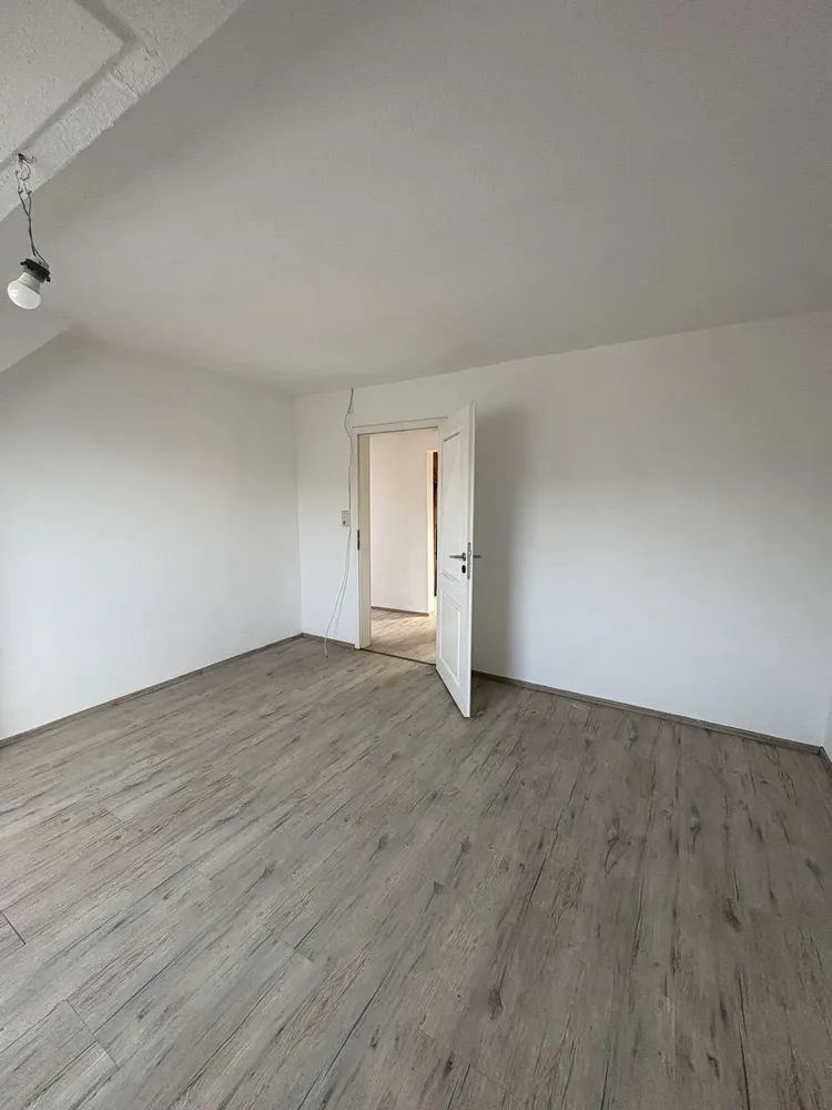6 Zimmer Wohnung mit 110 m² in Paderborn – Bild 5