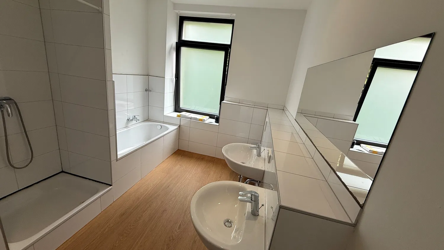 4 Zimmer Wohnung mit 104 m² in Neuss – Bild 5