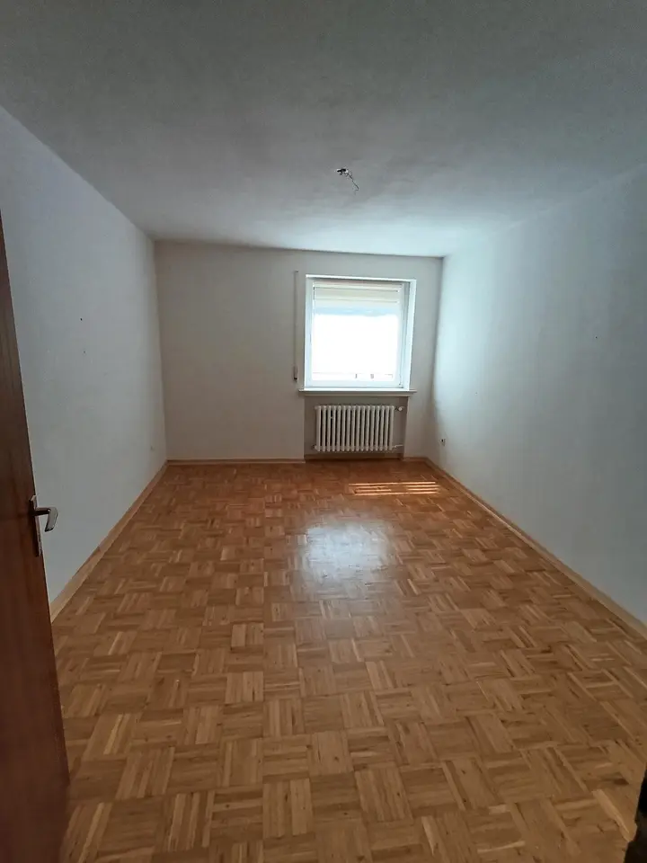 4 Zimmer Wohnung mit 100 m² in Eschwege – Bild 2