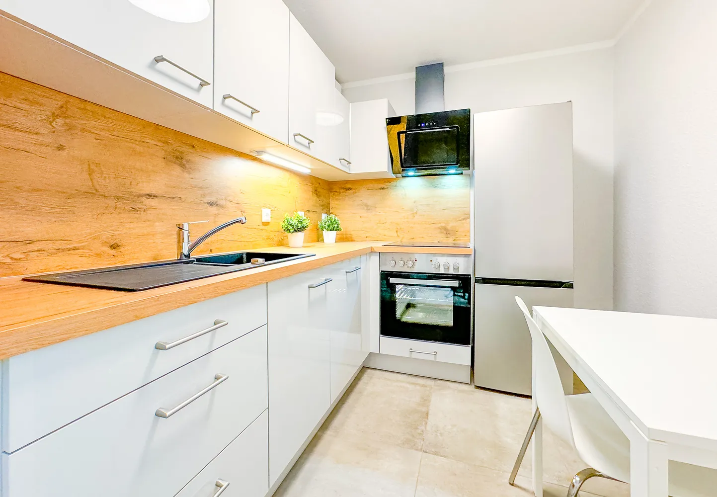 2 Zimmer Wohnung mit 60 m² in Dresden – Bild 1