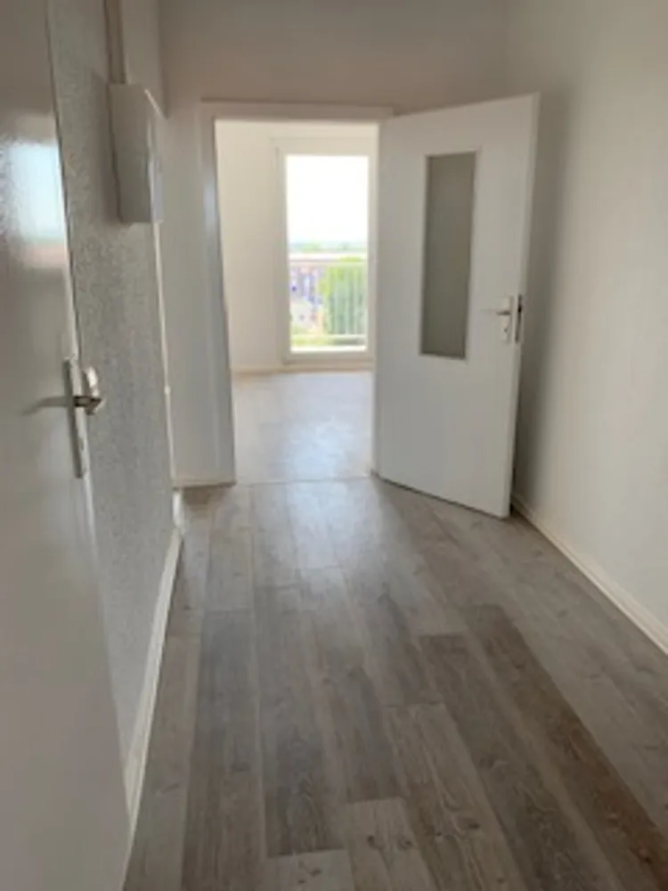 3 Zimmer Wohnung mit 58 m² in Halle (Saale) – Bild 4