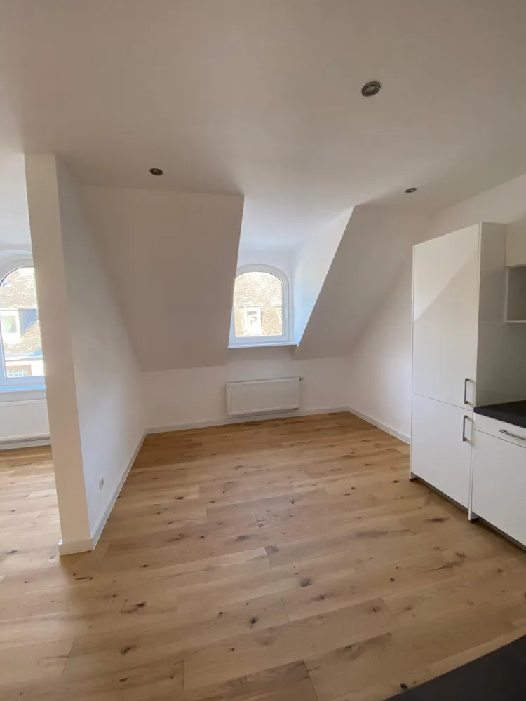 4 Zimmer Wohnung mit 97 m² in Koblenz – Bild 1