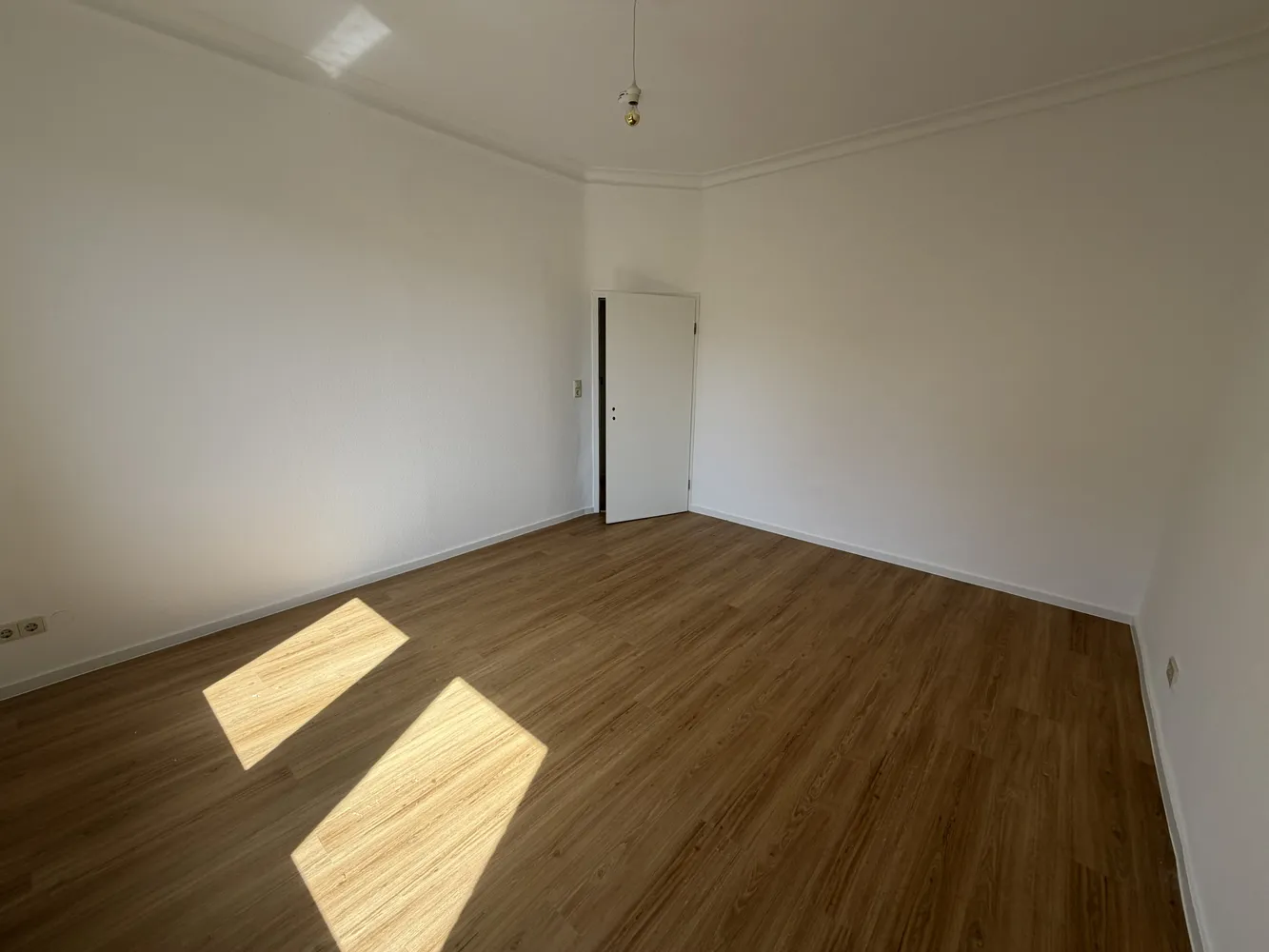 2 Zimmer Wohnung mit 65 m² in Stuttgart – Bild 4