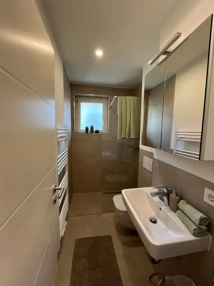 Shared room with 10 m² in Munich – Photo 8