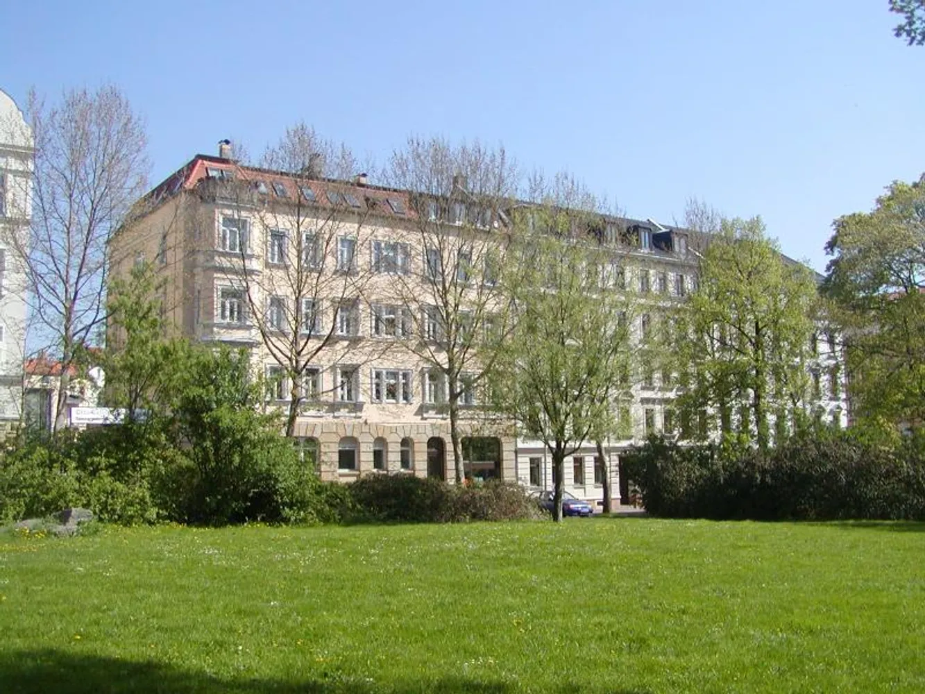 4 Zimmer Wohnung mit 161 m² in Leipzig – Bild 2