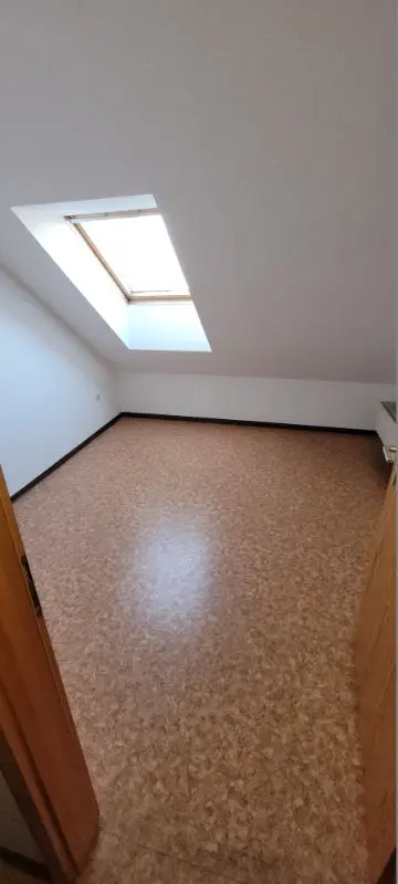 2 Zimmer Wohnung mit 37 m² in Meißen – Bild 2