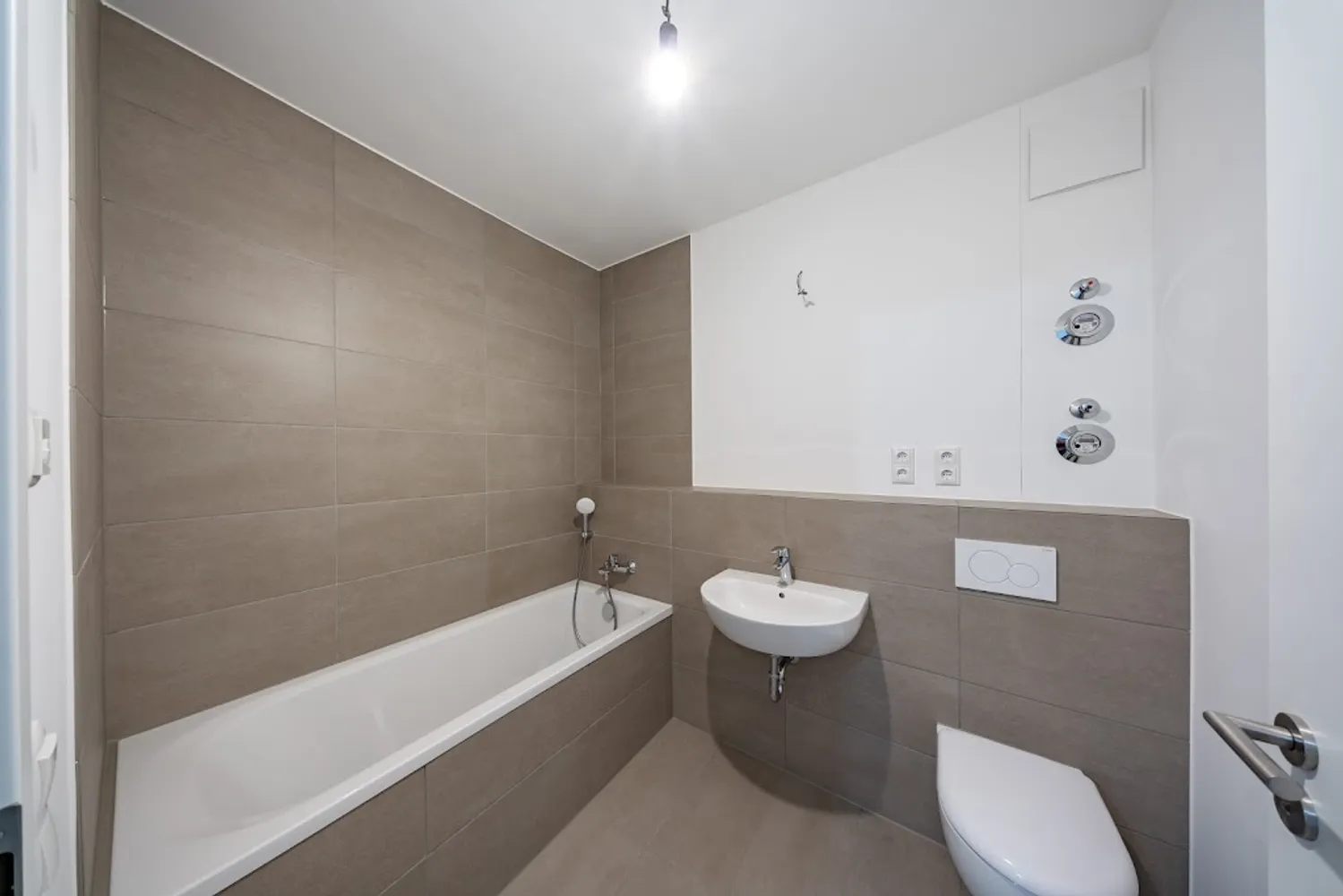 5 Zimmer Wohnung mit 99 m² in Berlin – Bild 6