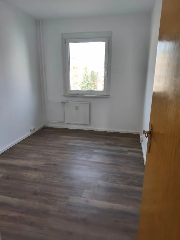 3 Zimmer Wohnung mit 56 m² in Halle (Saale) – Bild 3