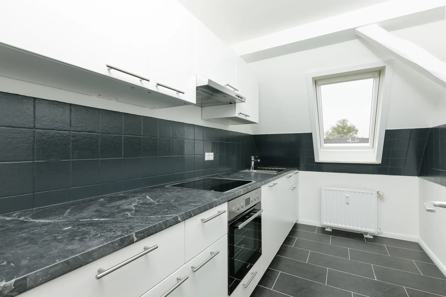 2 Zimmer Wohnung mit 75 m² in Kiel – Bild 5