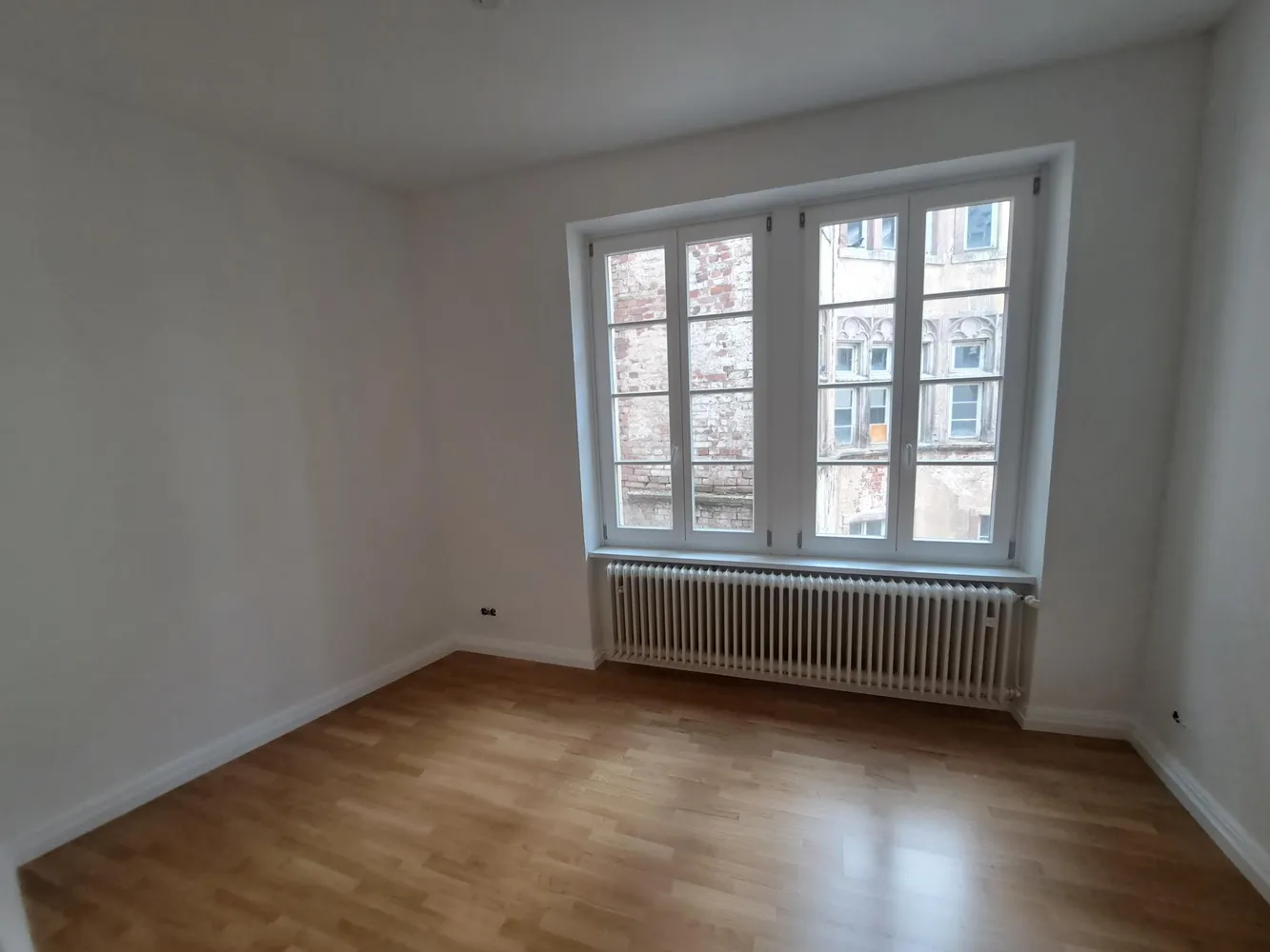 4 Zimmer Wohnung mit 118 m² in Trier – Bild 2