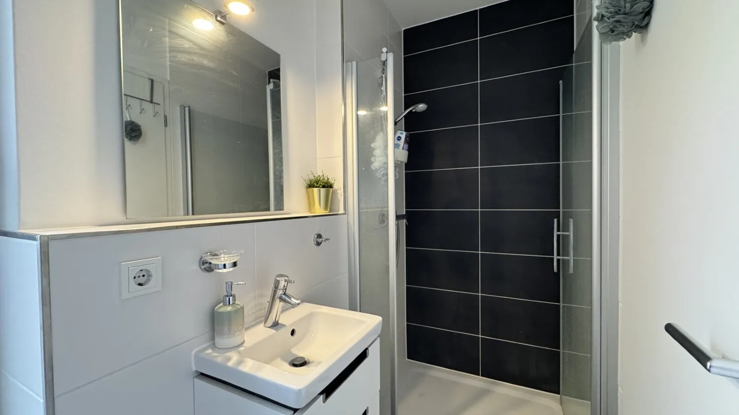 3 Zimmer Wohnung mit 106 m² in Frankfurt am Main – Bild 11