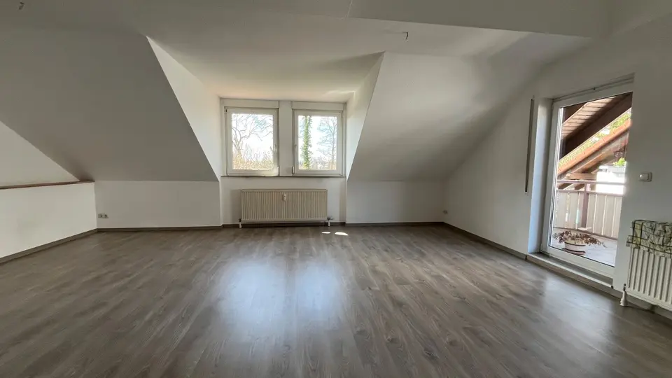 4 Zimmer Wohnung mit 95 m² in Werdau – Bild 1