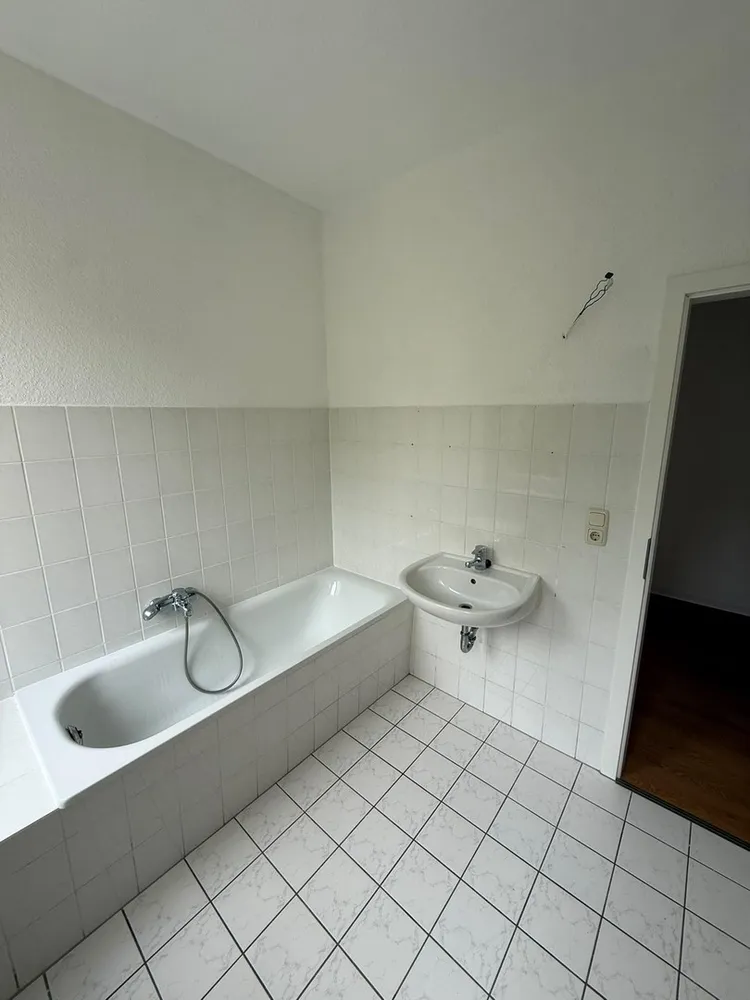 2 room apartment with 62 m² in Gera – Photo 2