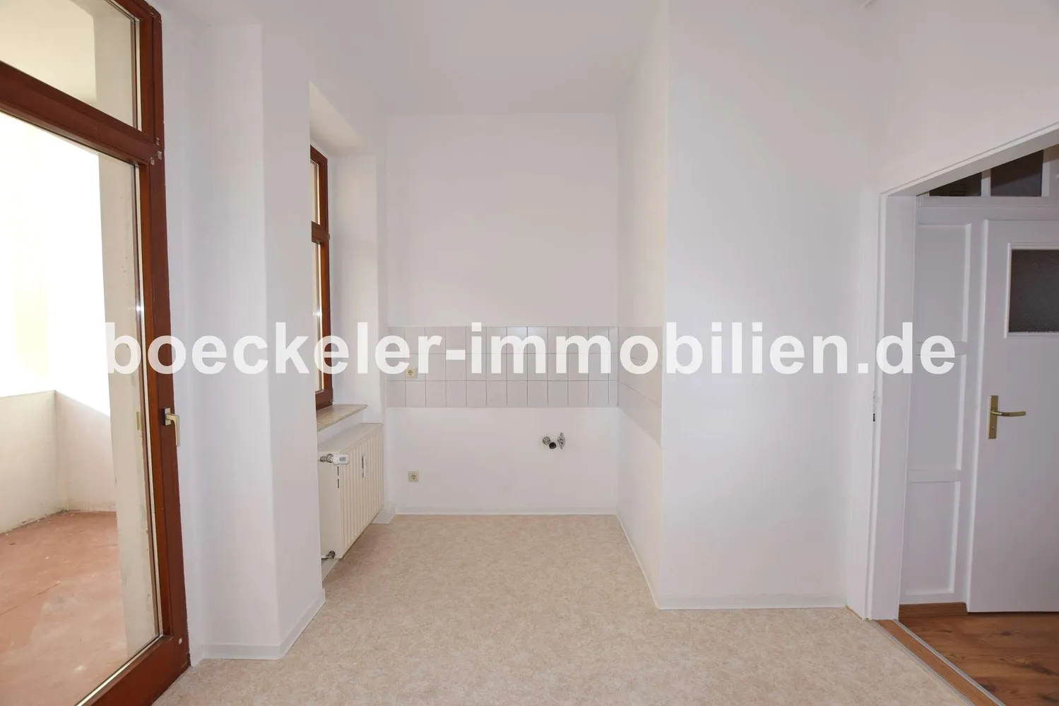 2 Zimmer Wohnung mit 54 m² in Weißenfels – Bild 3