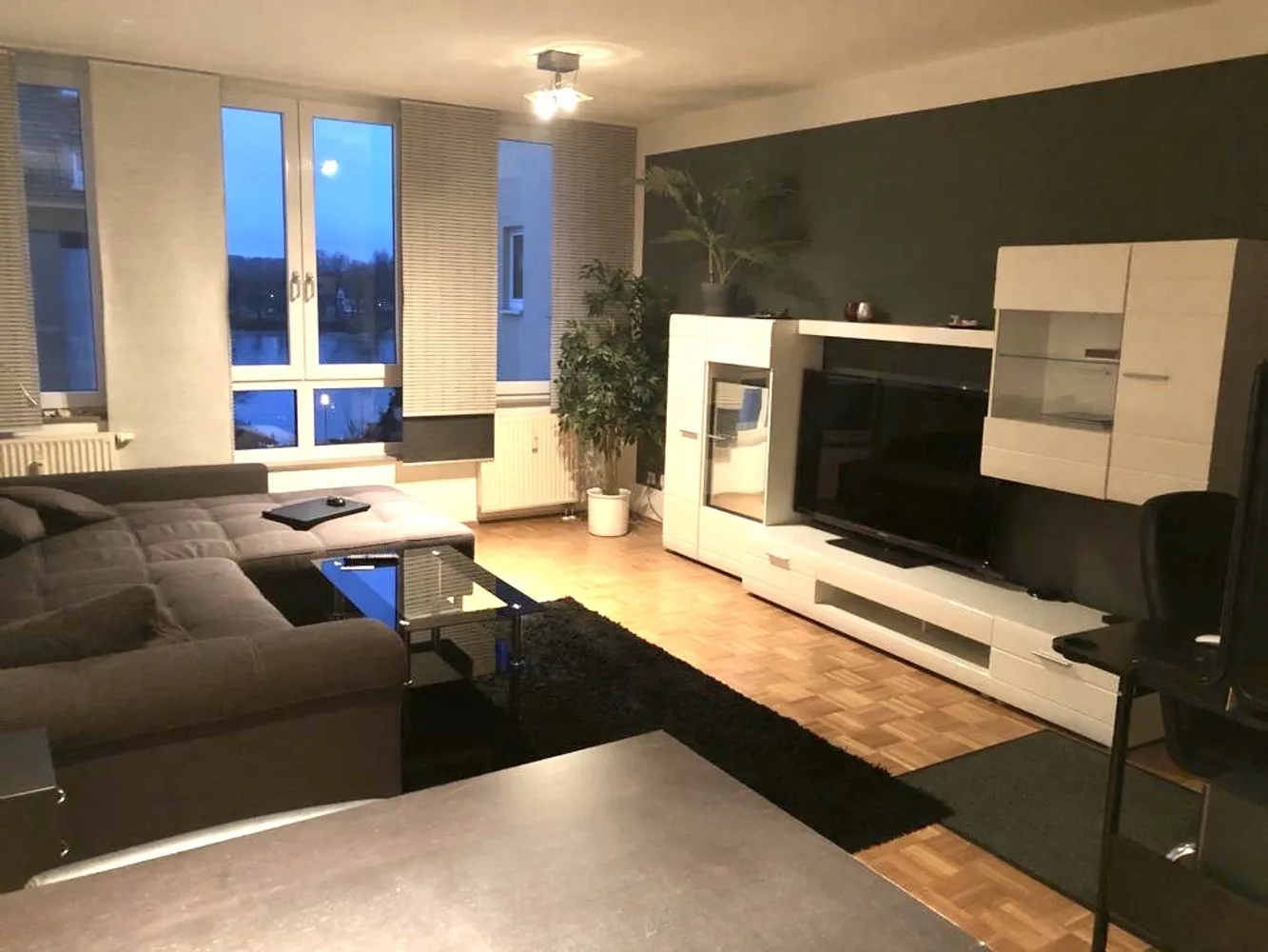 2 Zimmer Wohnung mit 59 m² in Düsseldorf – Bild 1
