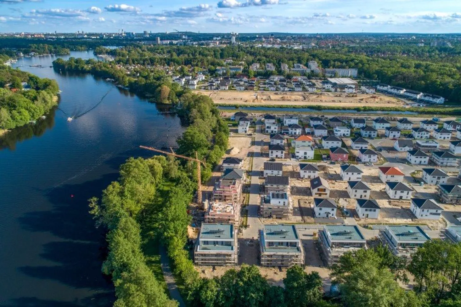 4 Zimmer Wohnung mit 131 m² in Berlin – Bild 2