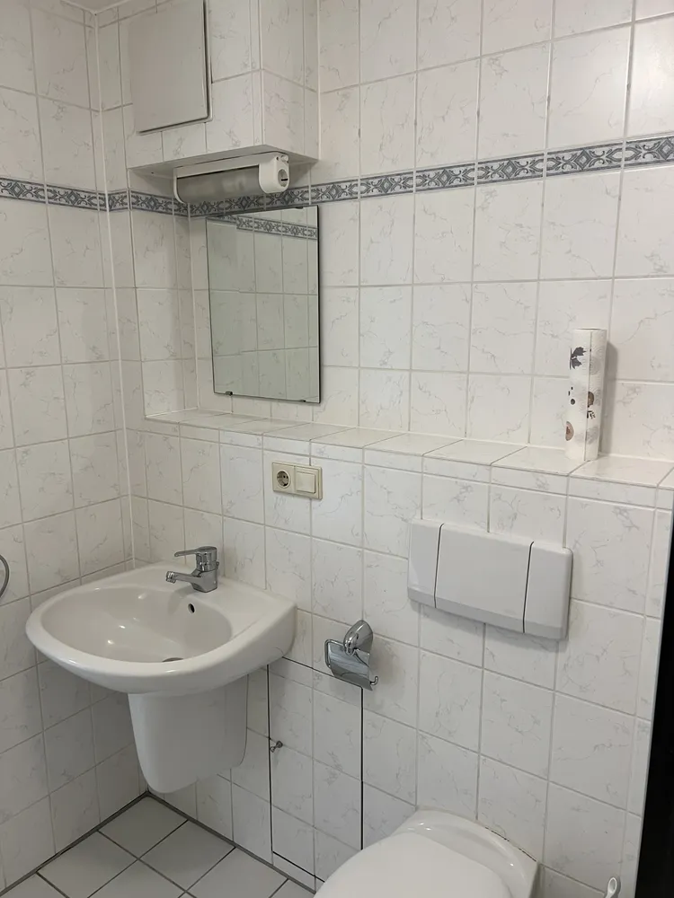 1 Zimmer Wohnung mit 30 m² in Bergisch Gladbach – Bild 9