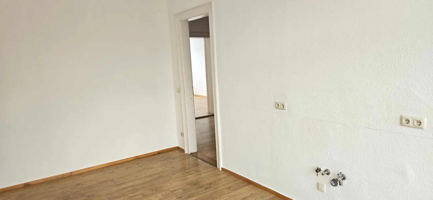 2 Zimmer Wohnung mit 81 m² in Dresden – Bild 7