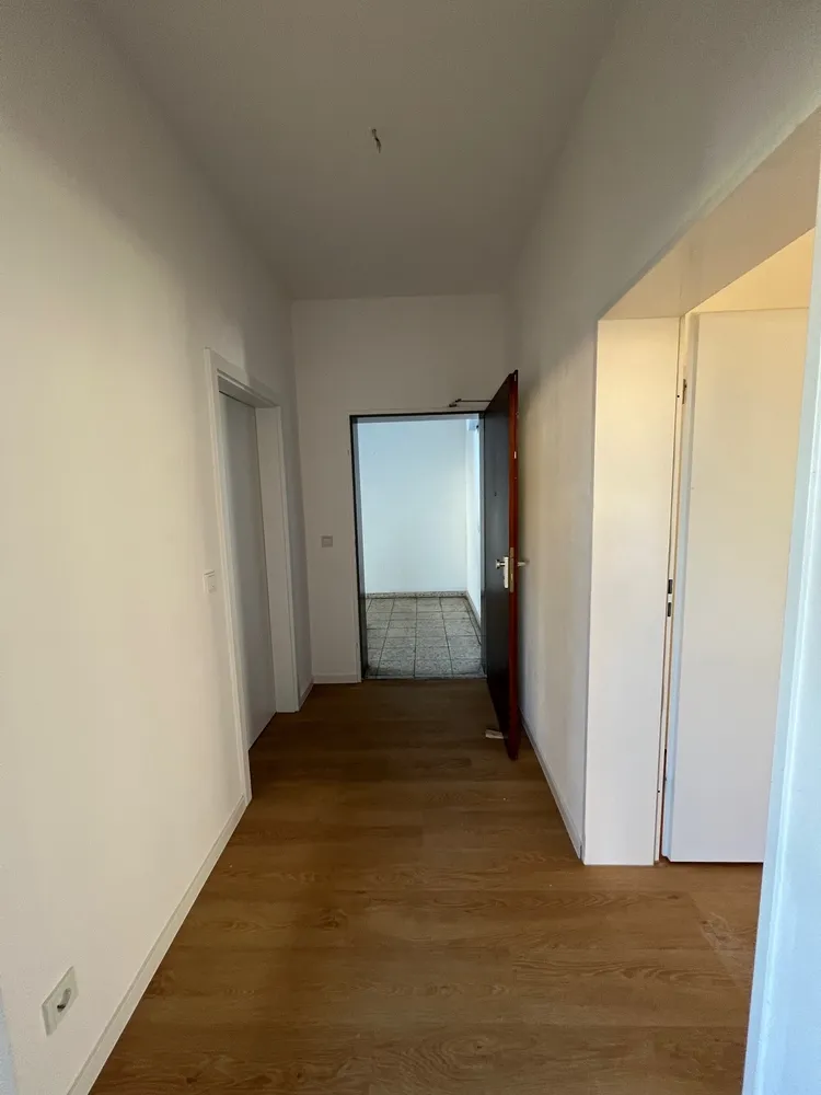 6 Zimmer Wohnung mit 165 m² in Garbsen – Bild 3